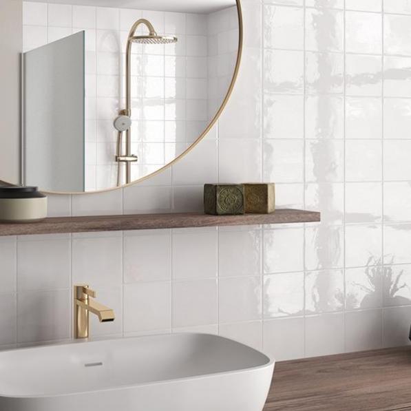 Kupi Village White Gloss 13,2x13,2 / Cena v trgovini Vsebo