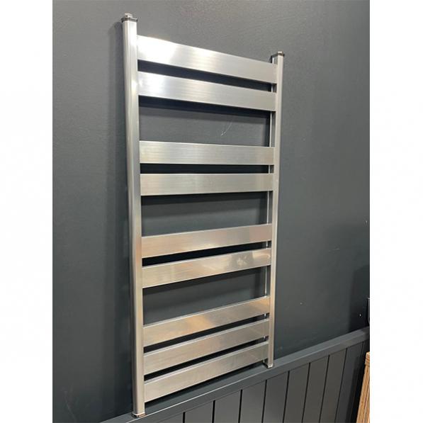 Kupi Radijator Prima Alu Chrome 50x100 / Cena v trgovini Vsebo